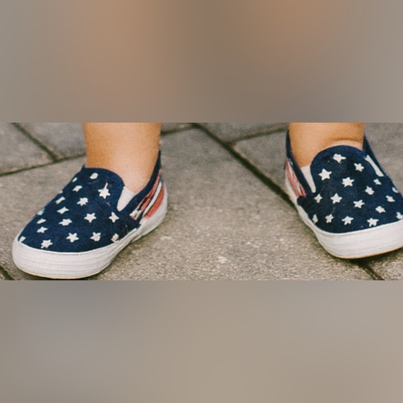 Old Navy Other - Old navy Baby Shoes Size 6-12 months